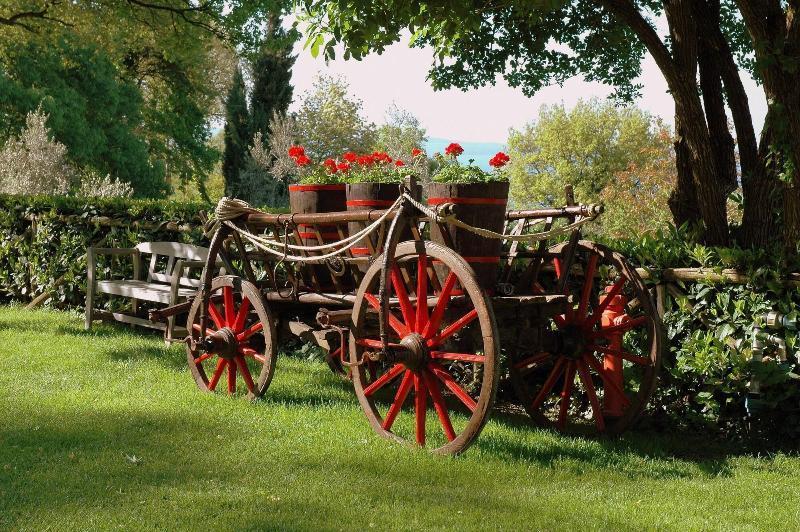 La Riserva Montebello Болсена Екстериор снимка