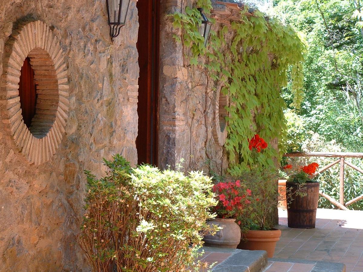 La Riserva Montebello Болсена Екстериор снимка